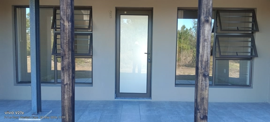 To Let 2 Bedroom Property for Rent in Albertinia Western Cape